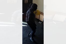 Gezocht: Wie is de man die een restaurant in Zwolle overviel?