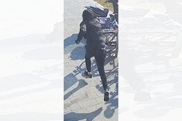 Gezocht: Wie is de man die een restaurant in Zwolle overviel?