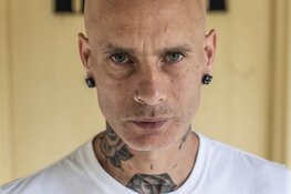 Straatvoetballer Edward van Gils ambassadeur voor gevangenis