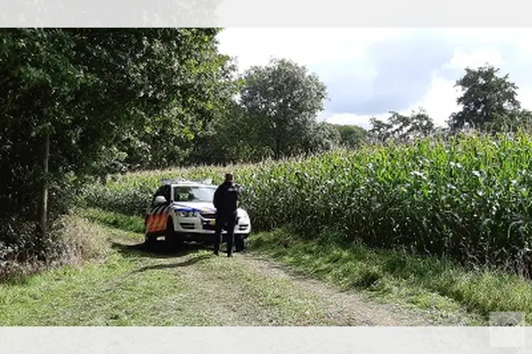 Politie treft meerdere wapens aan op bosperceel