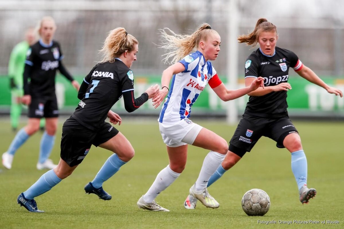 Vrouwen SC Heerenveen nipt onderuit tegen PEC Zwolle Vrouwen SC Heerenveen nipt onderuit tegen PEC Zwolle