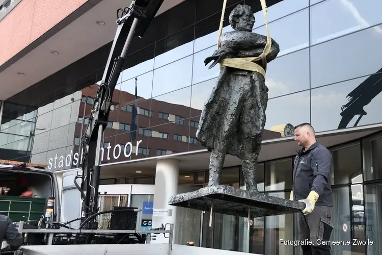 Standbeeld staatsman Thorbecke tijdelijk opgeslagen