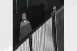 Gezocht - Politie zoekt daders van brandstichting auto