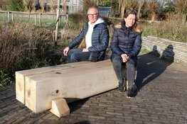 Tuin bij de Stadshoeve in Zwolle krijgt nieuw zitmeubilair