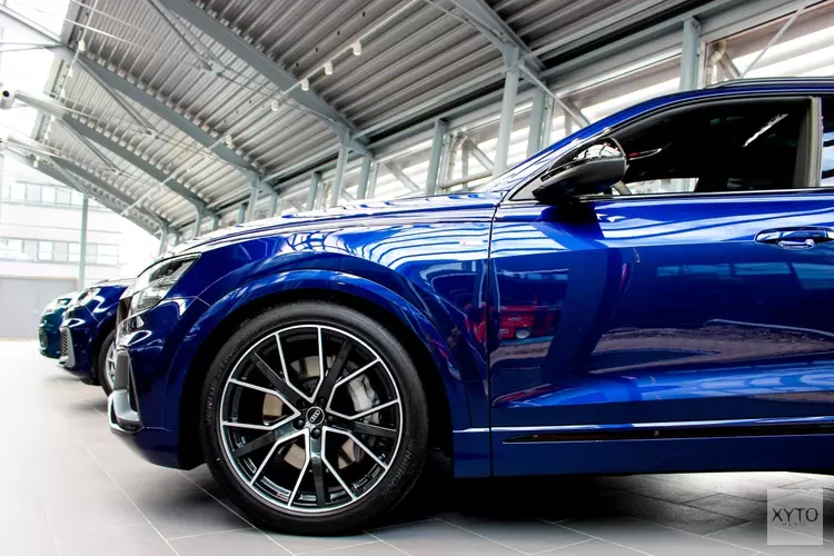 Vestigingen Zwolle en Meppel van autodealer Pouw besparen door LED