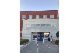 Hinkelpad maakt gevangenis Zwolle stukje kindvriendelijker