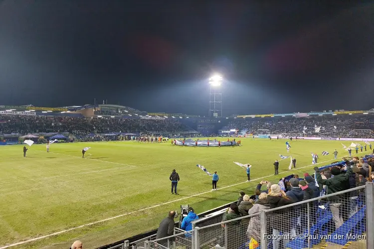 PEC Zwolle en FC Utrecht gelijk in doelpuntrijk duel