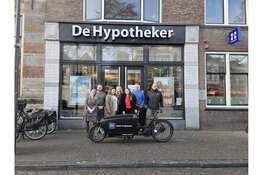 De Hypotheker Zwolle stapt op de fiets voor 40-jarig jubileum