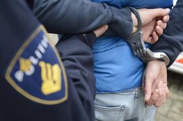 ‘Zakenmannen’ aangehouden met nepsieraden op zak.