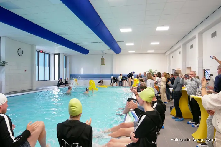Vernieuwd zwembad Vogellanden geopend