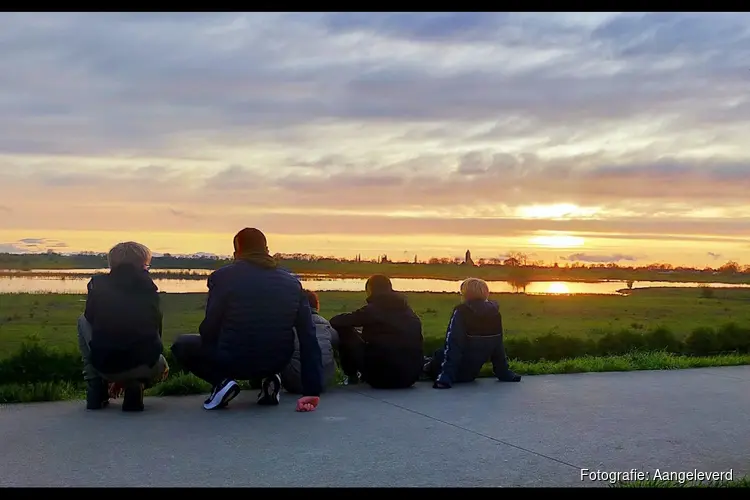 Loop mee met een IVN natuurgids op het mooie Laazenpad Vreugderijkerwaard