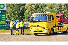 Twee gewonden bij heftig eenzijdig ongeval op A28 bij Wezep