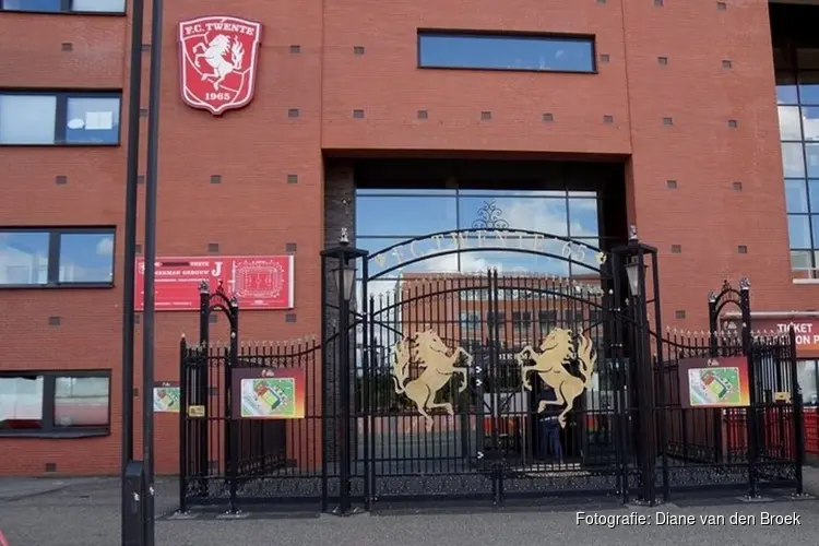 FC Twente pakt tegen PEC Zwolle eerste driepunter