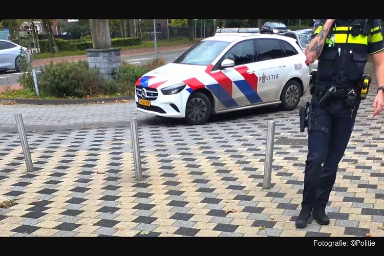 Twee meldingen van personen met messen bij station Wezep